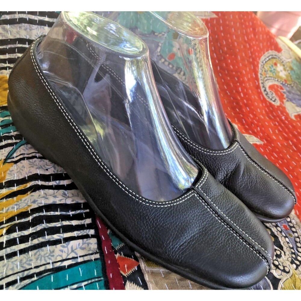 What’s What Aerosoles Black Leather Ballet Flats Contrast Stitch Comfort Sz 8.5